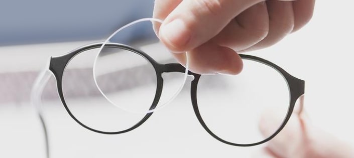 Das richtige Brillenglas – welche Extras sind sinnvoll